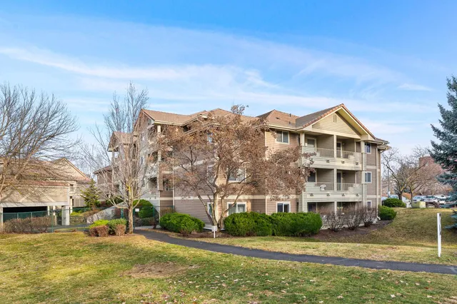 $375,000 | 639 North Riverpoint Boulevard, Unit J308, Spokane, WA 99202