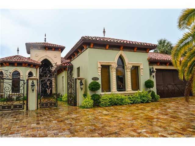 22461 Arcadia Court Boca Raton, FL 33433 - Photo 1 of 38 Primary Photo