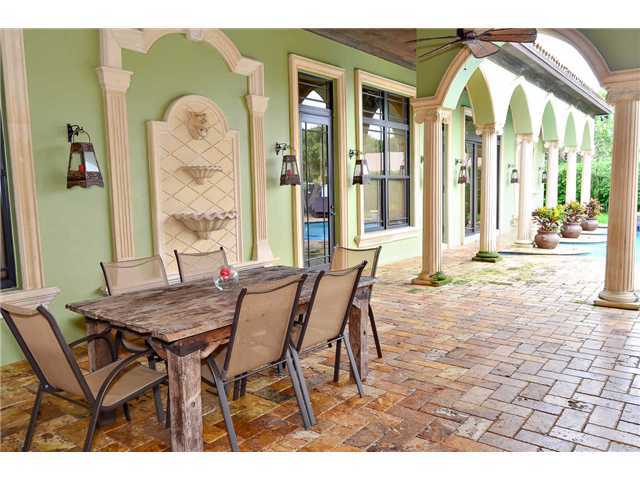 22461 Arcadia Court Boca Raton, FL 33433 - Photo 36 of 38 Patio