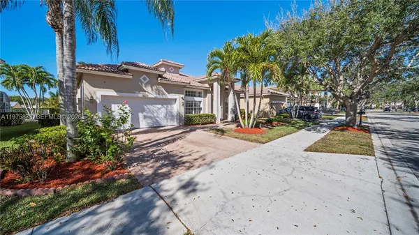 $6,000 | 4297 Diamond Terrace, Unit 4297, Weston, FL 33331