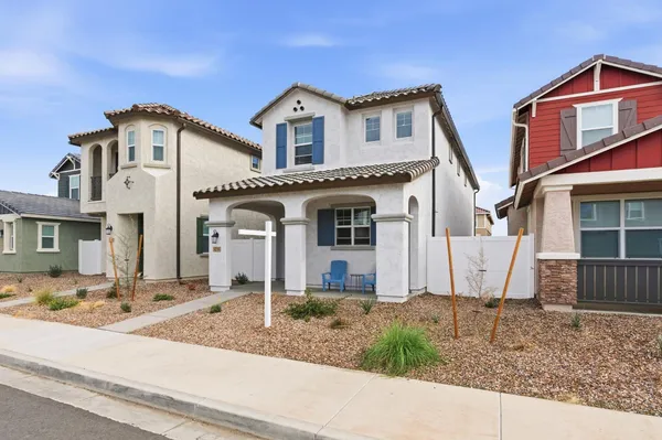 $2,395 | 3251 South Lotus, Mesa, AZ 85212