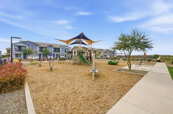 $2,395 | 3251 South Lotus, Mesa, AZ 85212