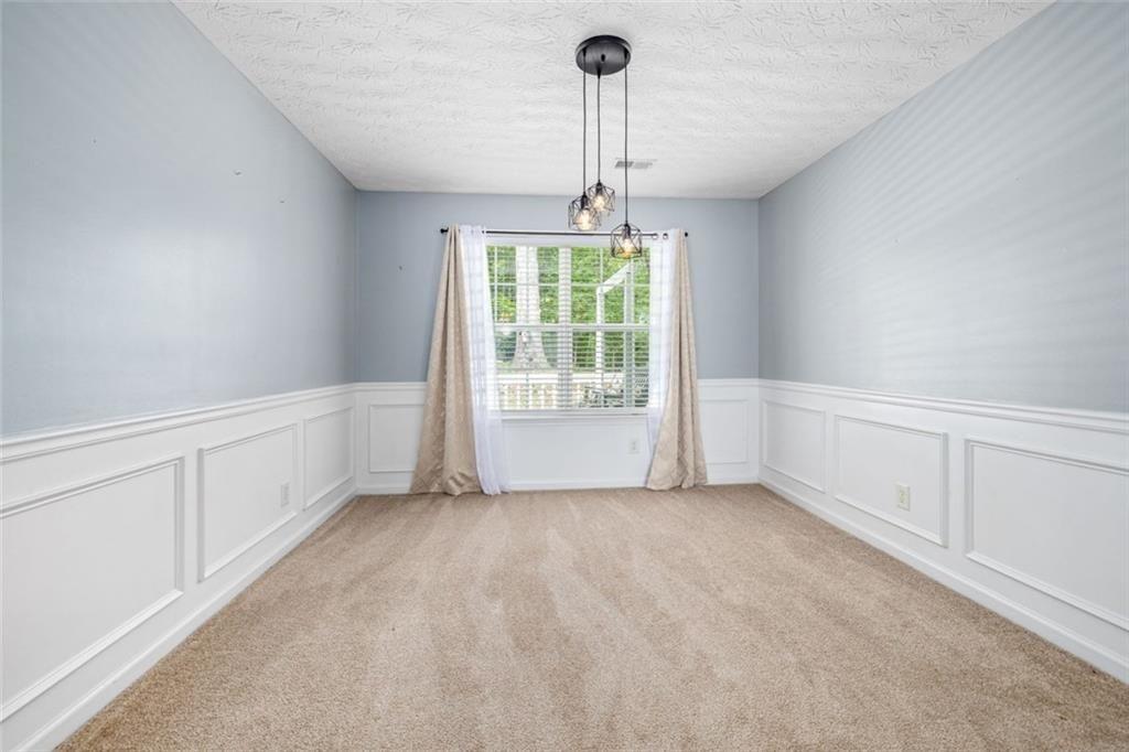 3286 High View Court Gainesville, GA 30506 - Photo 15 of 38 a view of an empty room with a window