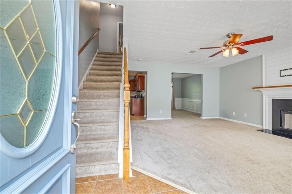 3286 High View Court Gainesville, GA 30506 - Photo 2 of 38