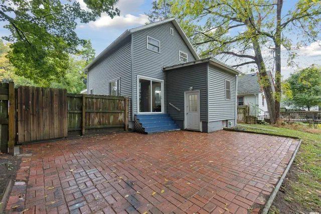 $153,000 | 427 East Ash Street, Mason, MI 48854