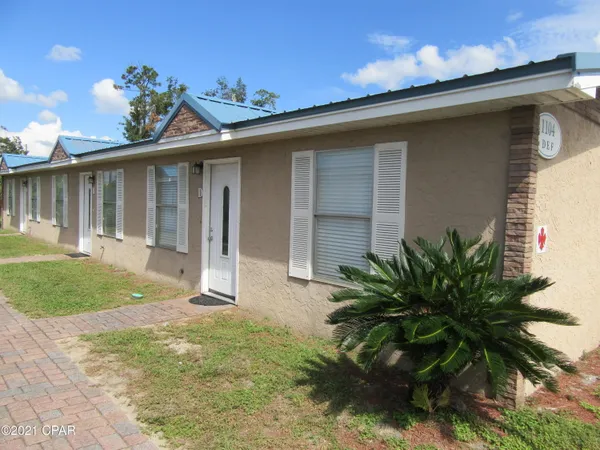 $1,050 | 1104 West 19th Court, Unit D, Lynn Haven, FL 32444