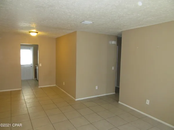 $1,050 | 1104 West 19th Court, Unit D, Lynn Haven, FL 32444