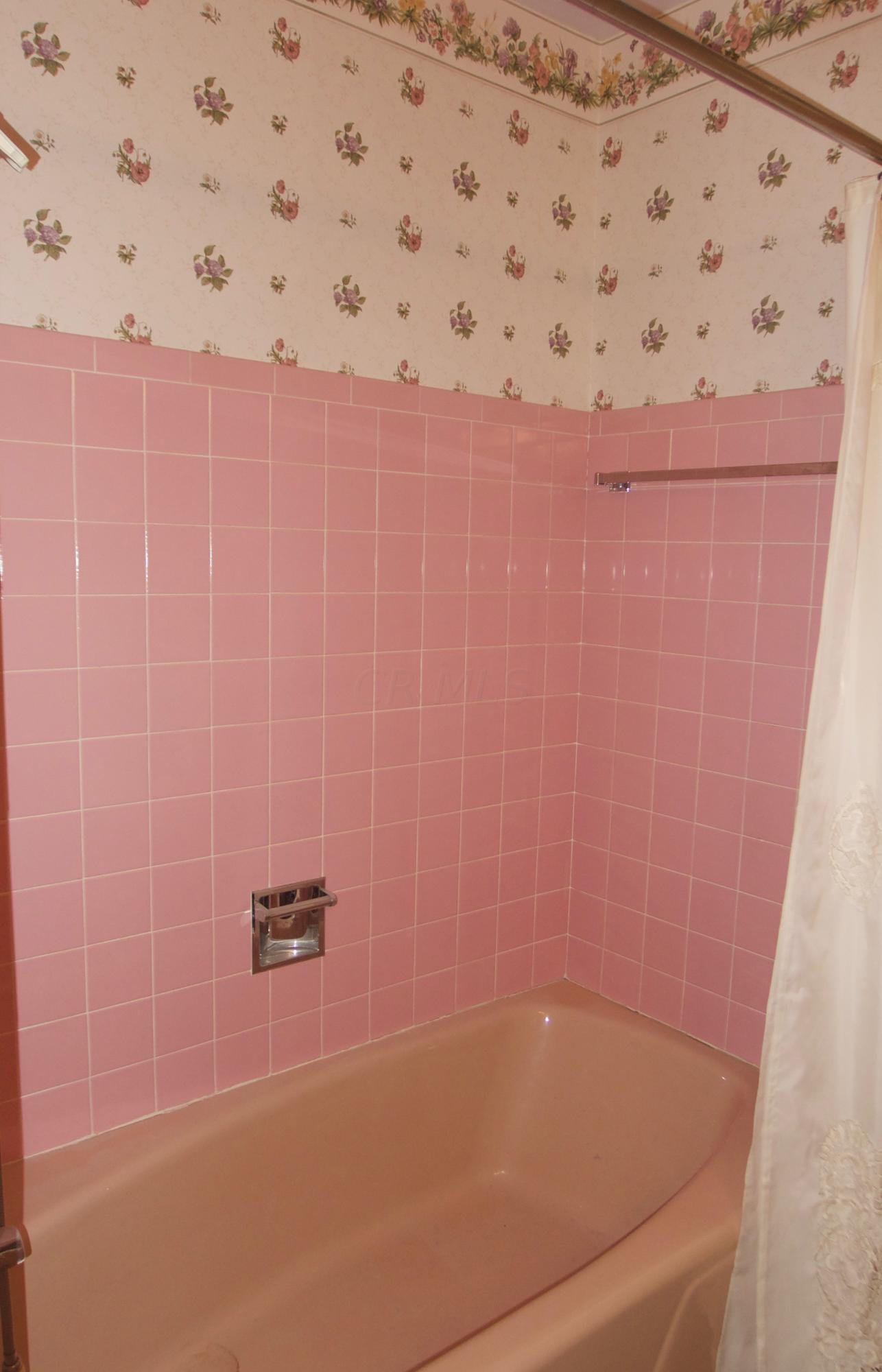 3116 Wareham Road Columbus, OH 43221 - Photo 23 of 39