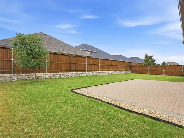 $600,000 | 5821 Hightower Street, Aubrey, TX 76227