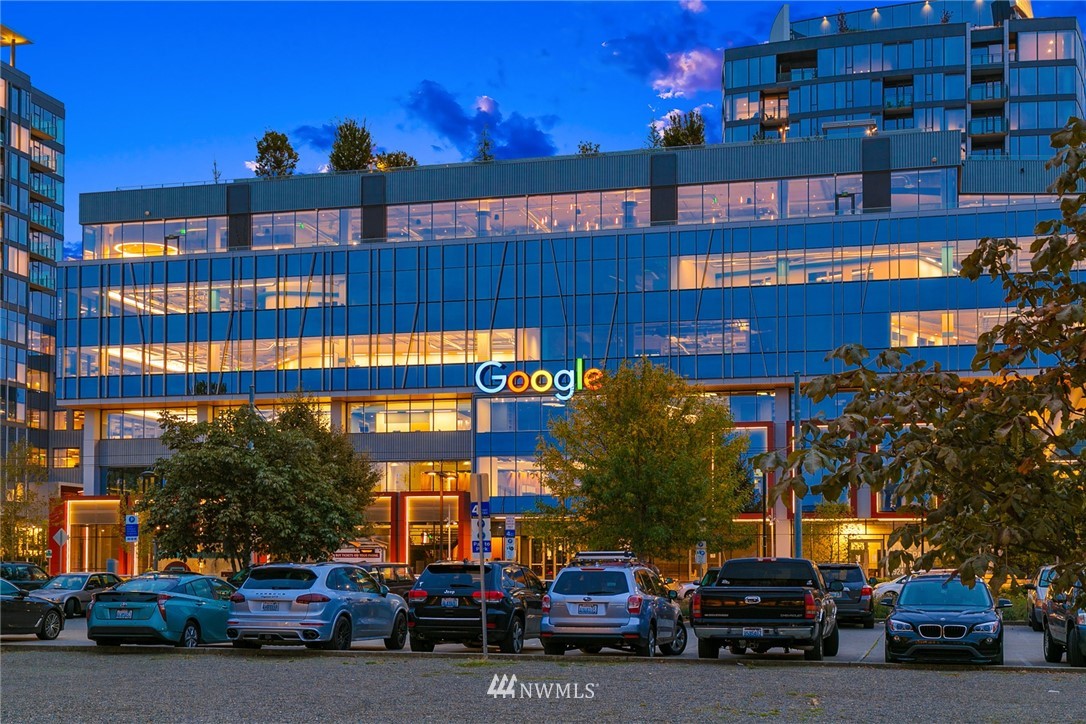 63 East Lynn Street Seattle, WA 98102 - Photo 20 of 20 a car parked in front of a building