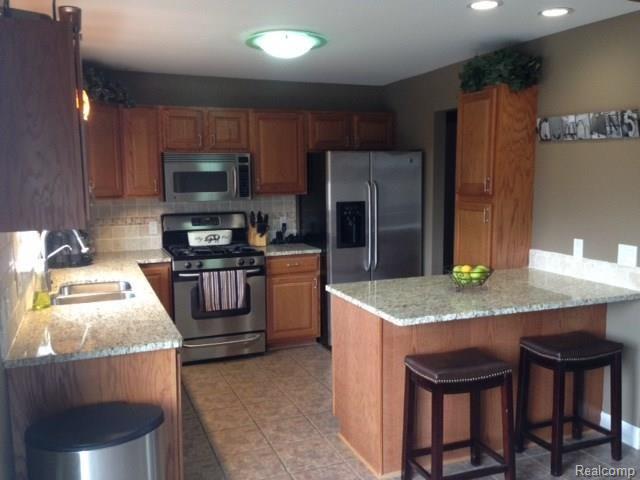 10077 Creekside Road Goodrich, MI 48438 - Photo 6 of 26
