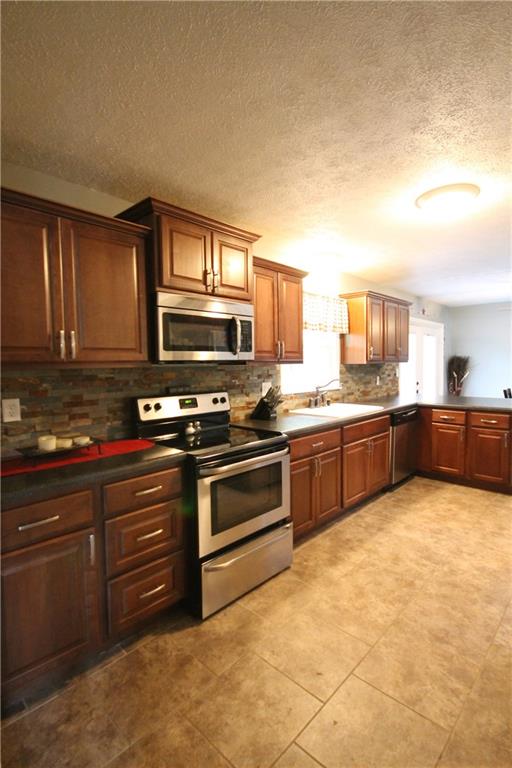 4325 Thompson Road Indianapolis, IN 46221 - Photo 12 of 47 Gallery Image 12