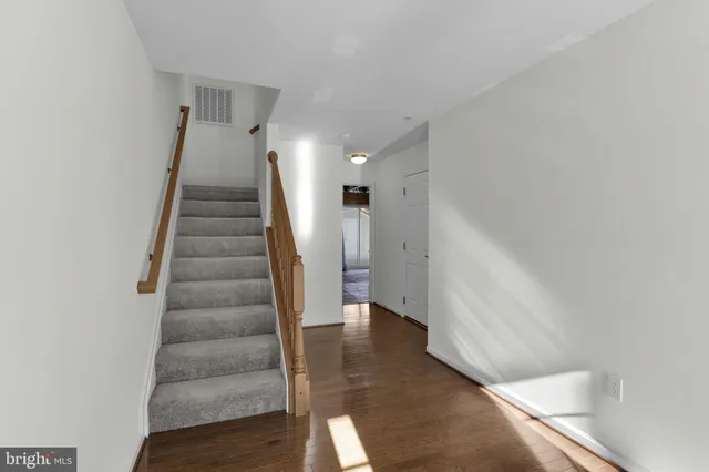 $2,800 | 592 Burr Oak Court, Prince Frederick, MD 20678