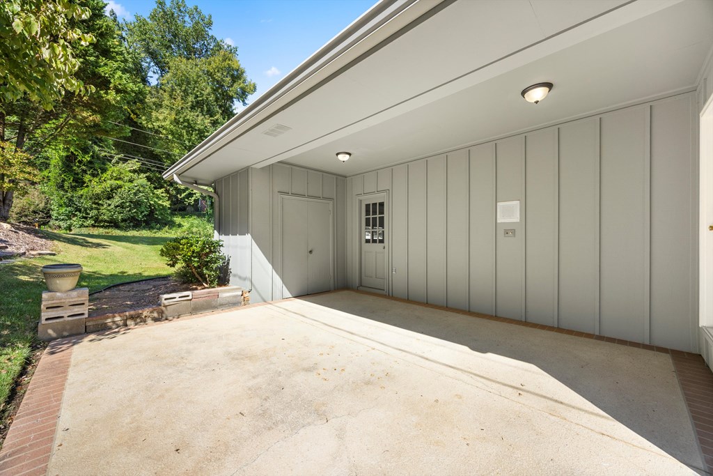 2207 Mathis Lane Dalton, GA 30720 - Photo 41 of 46 Gallery Image 41