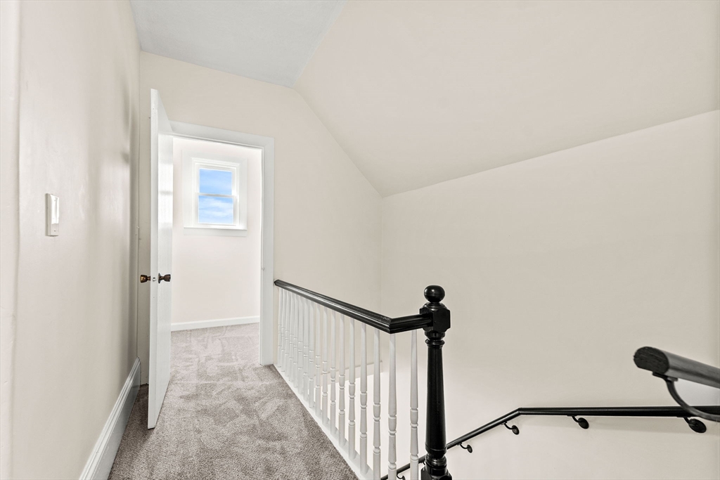 28 Hawthorne Street Lynn, MA 01902 - Photo 22 of 34