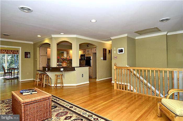 7519 Ridge Road Frederick, MD 21702 - Photo 14 of 29 Living Room