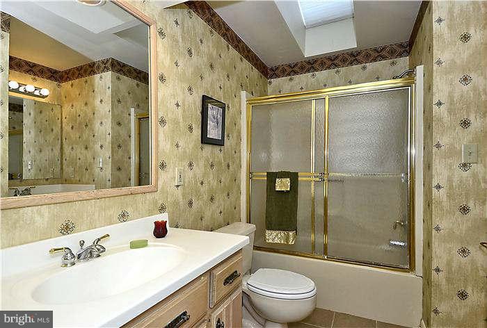 7519 Ridge Road Frederick, MD 21702 - Photo 18 of 29 Bath