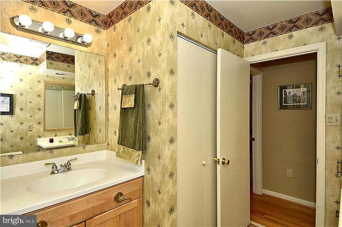 7519 Ridge Road Frederick, MD 21702 - Photo 19 of 29 Bath