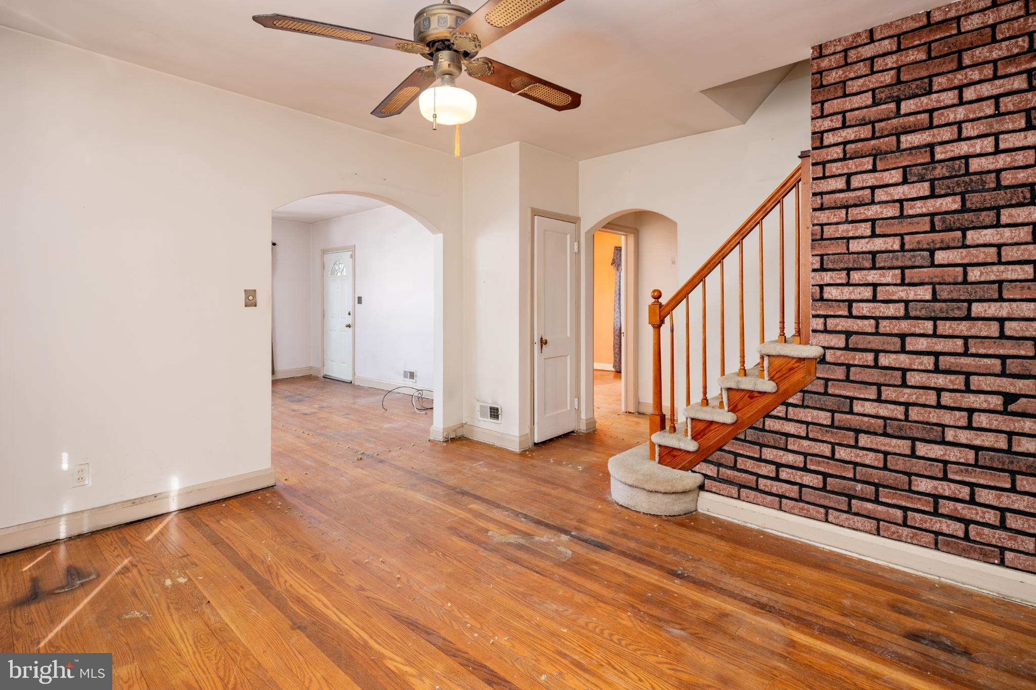 6627 Bushey Street Baltimore, MD 21224 - Photo 9 of 33 Charming space with classic wood accents.