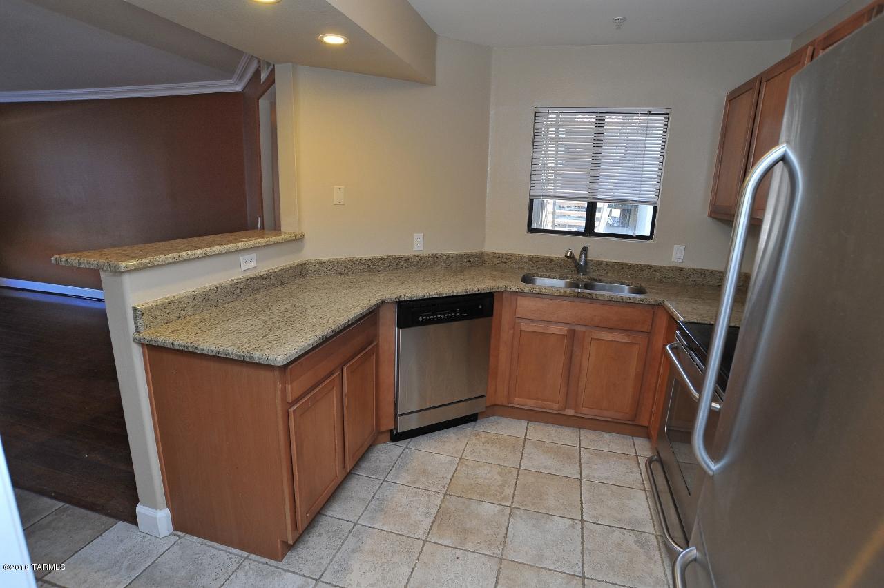 5751 North Kolb Road, Unit 17104 Tucson, AZ 85750 - Photo 12 of 32