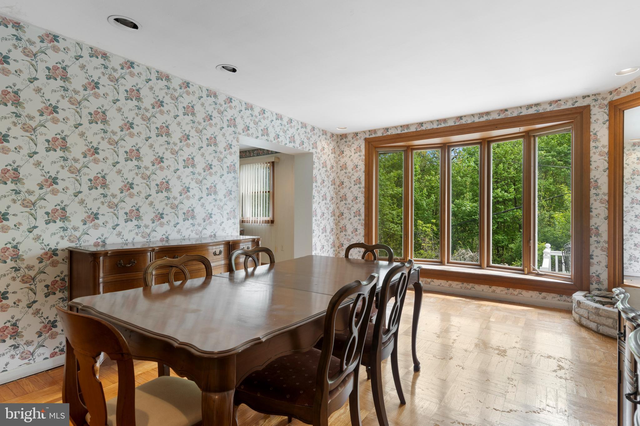 300 East Avon Road Brookhaven, PA 19015 - Photo 9 of 35 Gallery Image 9