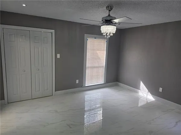 $2,500 | 469 Lynnmeade Road, Gretna, LA 70056