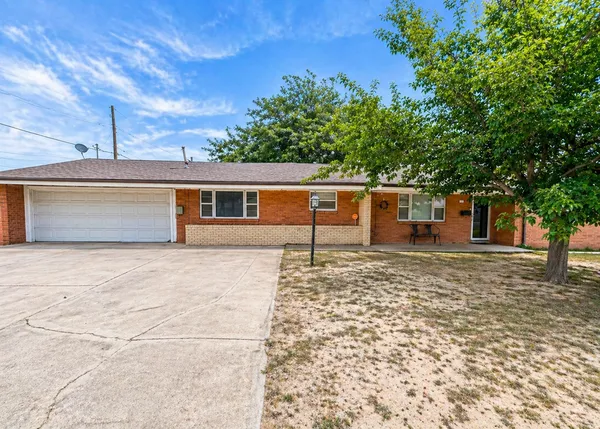 $230,000 | 1626 North Jefferson Street, Hobbs, NM 88240