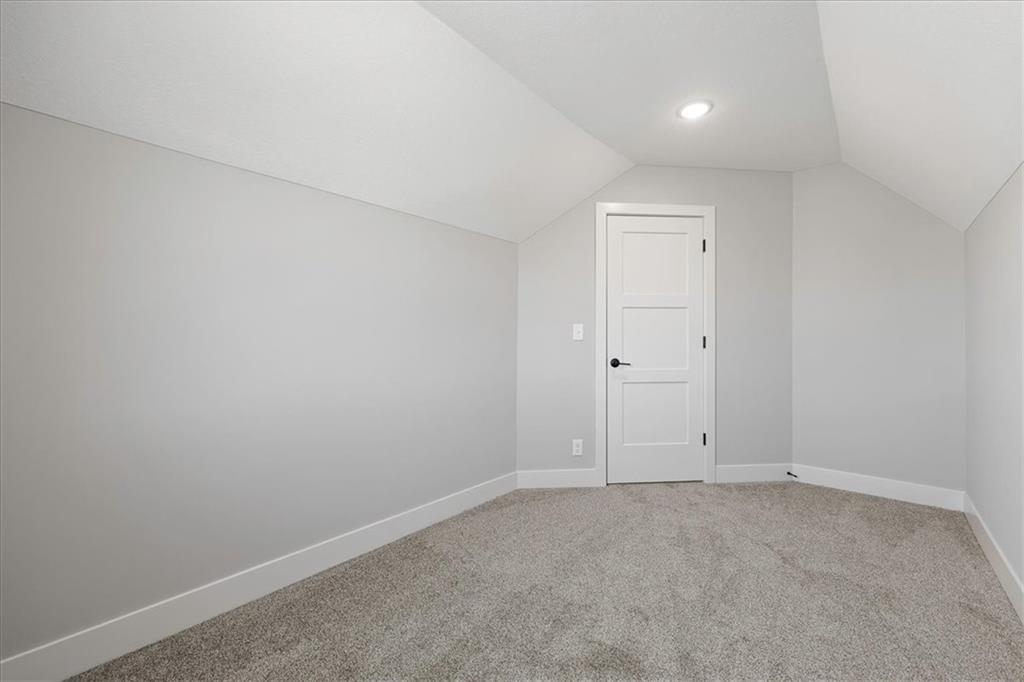 4705 Sienna Ridge Riverside, MO 64150 - Photo 26 of 48