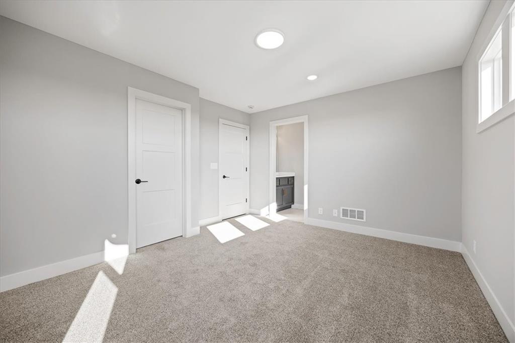 4705 Sienna Ridge Riverside, MO 64150 - Photo 28 of 48