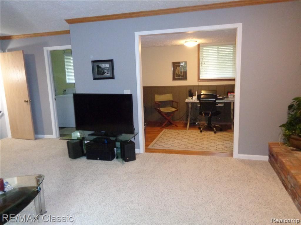 4860 Harvey Lake Road Highland, MI 48356 - Photo 43 of 57 DSC02442.JPG