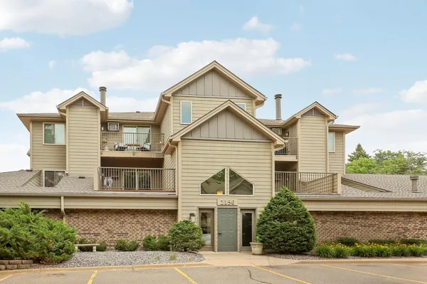 $167,000 | 2150 Ridge Drive, Unit 14, St. Louis Park, MN 55416