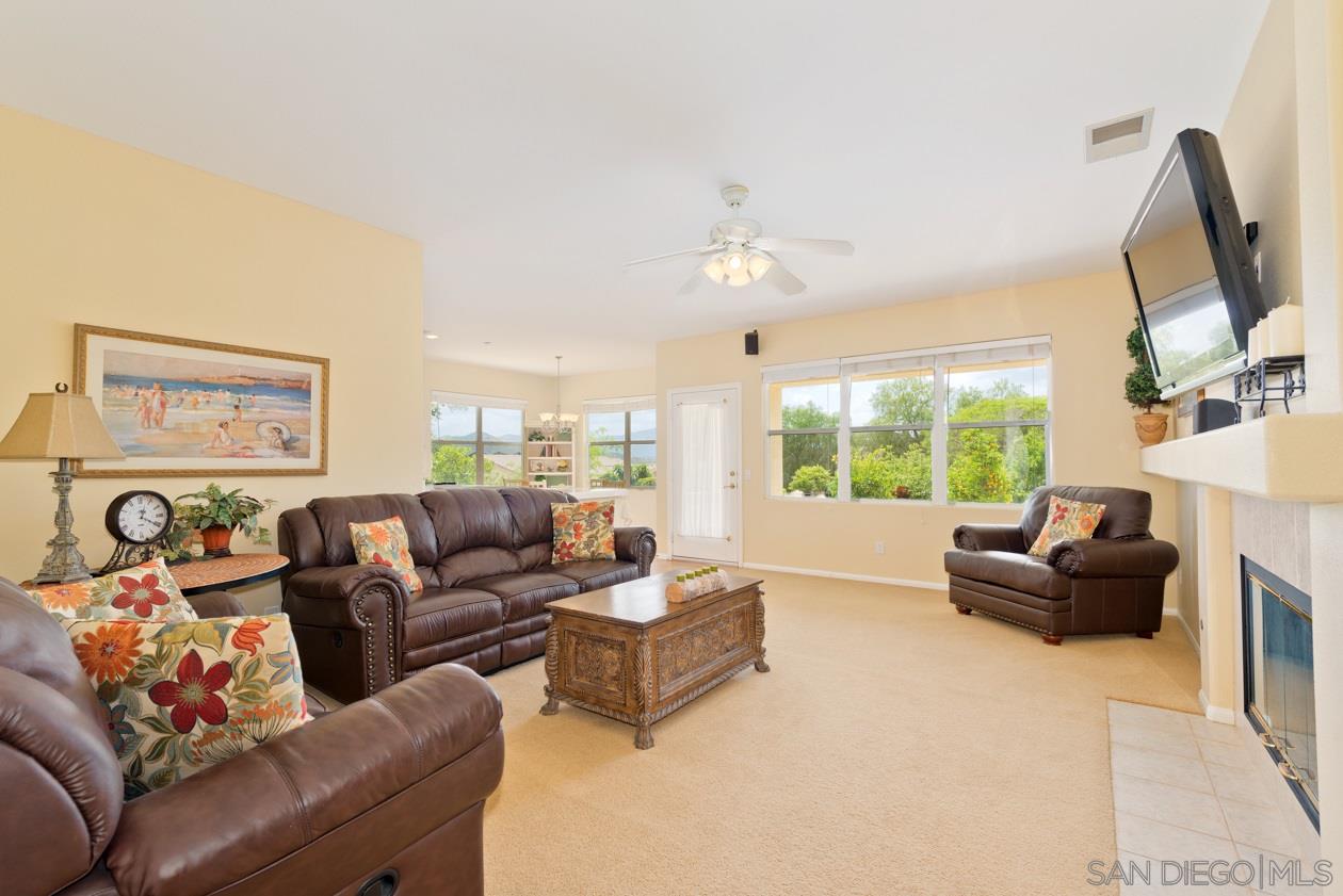 2728 Southern Oak Road Ramona, CA 92065 - Photo 12 of 25 Gallery Image 12