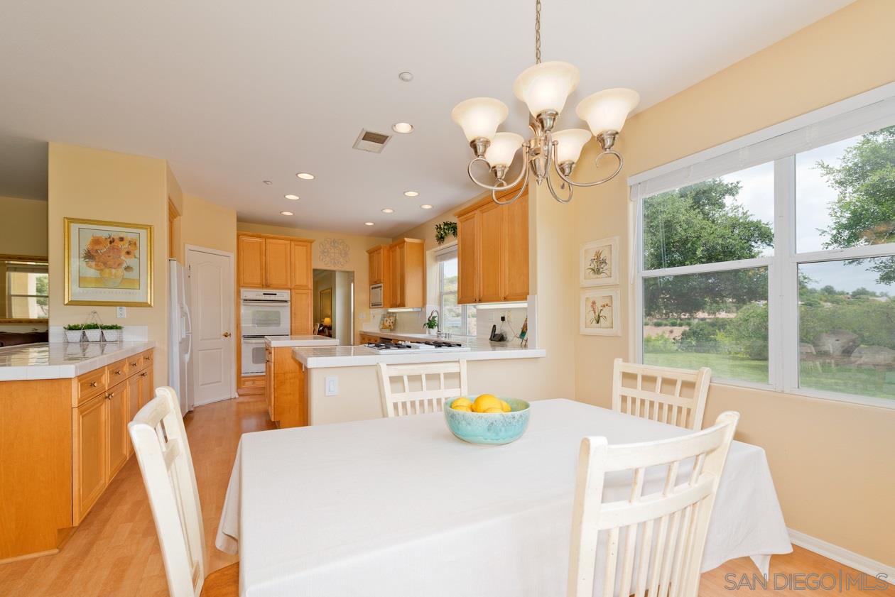 2728 Southern Oak Road Ramona, CA 92065 - Photo 14 of 25 Gallery Image 14