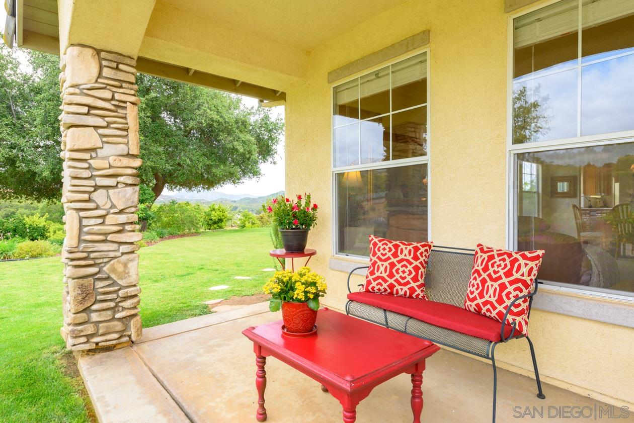 2728 Southern Oak Road Ramona, CA 92065 - Photo 7 of 25 Gallery Image 7
