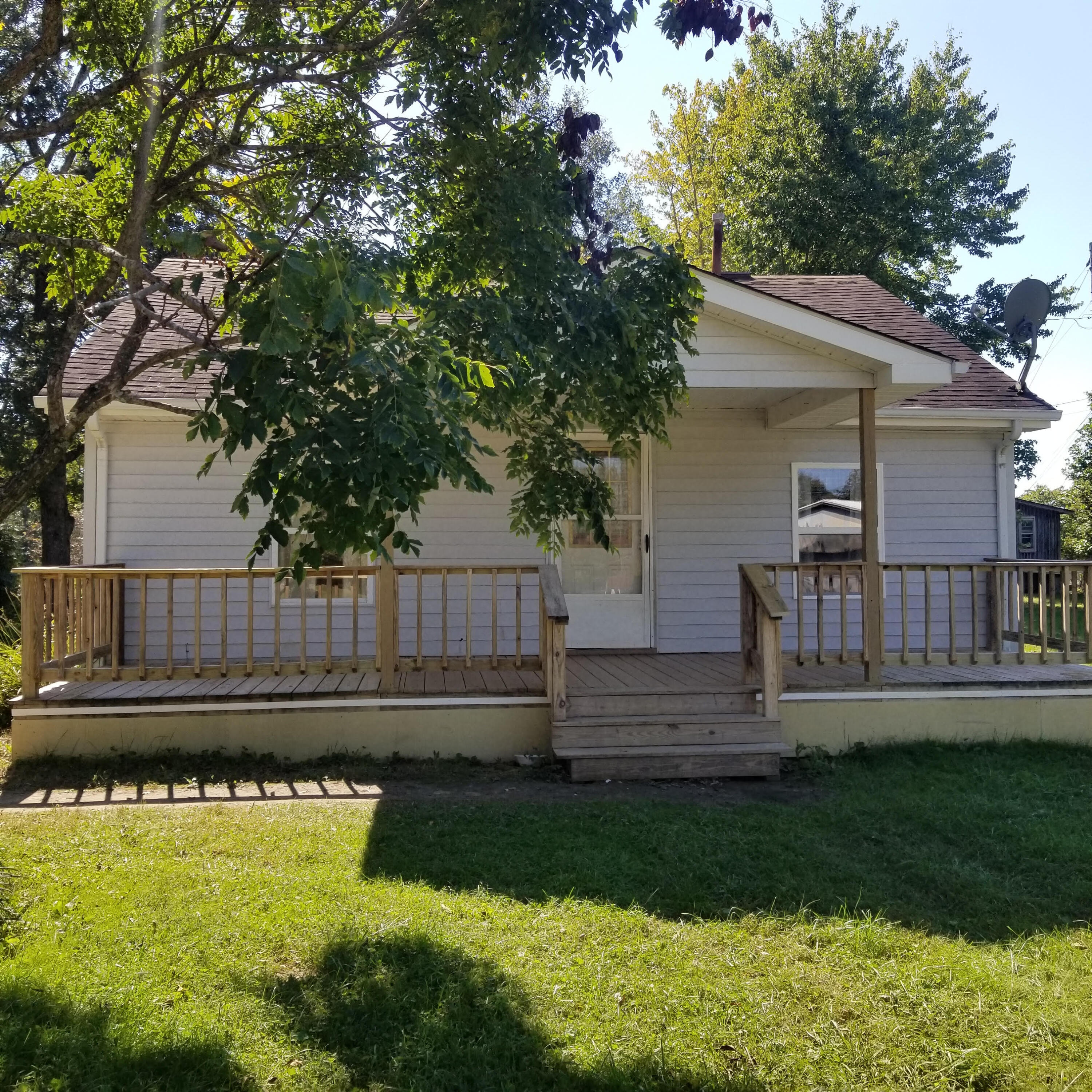 328 Summers Hill Road Sunbright, TN 37872 - Photo 1 of 16 13