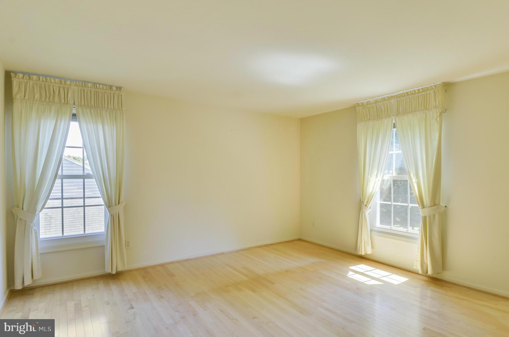 12119 Triple Crown Road North Potomac, MD 20878 - Photo 25 of 30 Bedroom #4 has hardwood floor & double closet