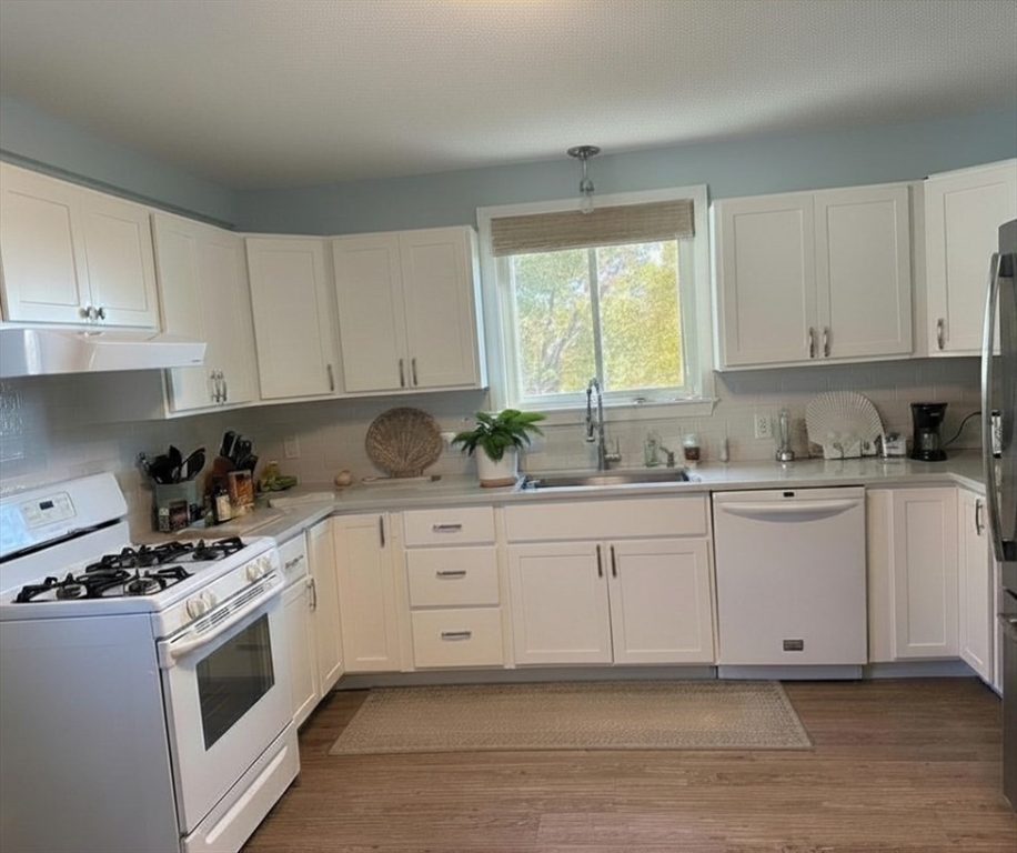 158 Jackson Street Fall River, MA 02721 - Photo 16 of 26