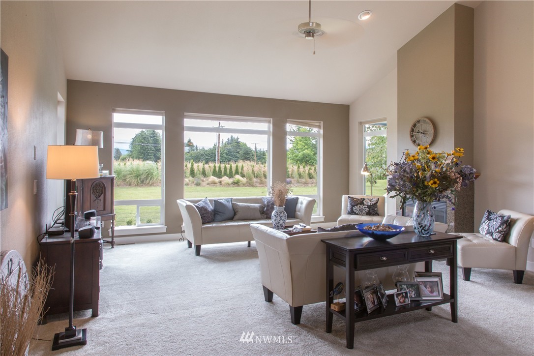 888 East Hemmi Road Bellingham, WA 98226 - Photo 5 of 25