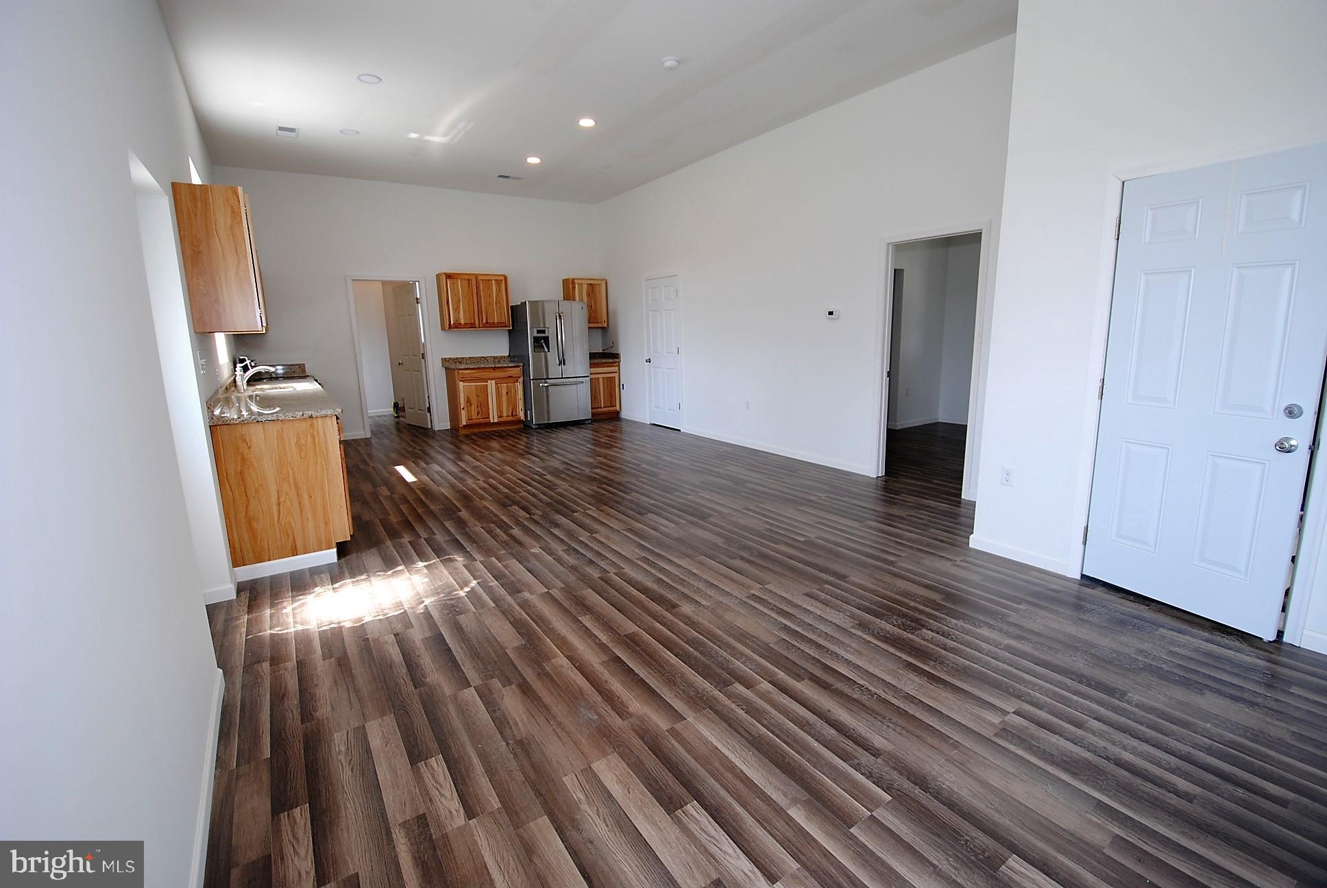 388 McDonald Road Winchester, VA 22602 - Photo 6 of 34 family room