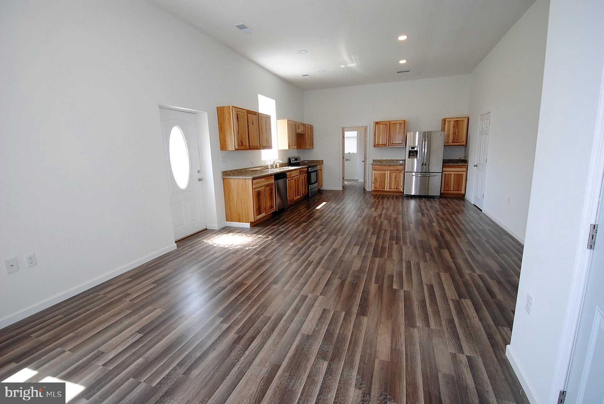 388 McDonald Road Winchester, VA 22602 - Photo 7 of 34 family room