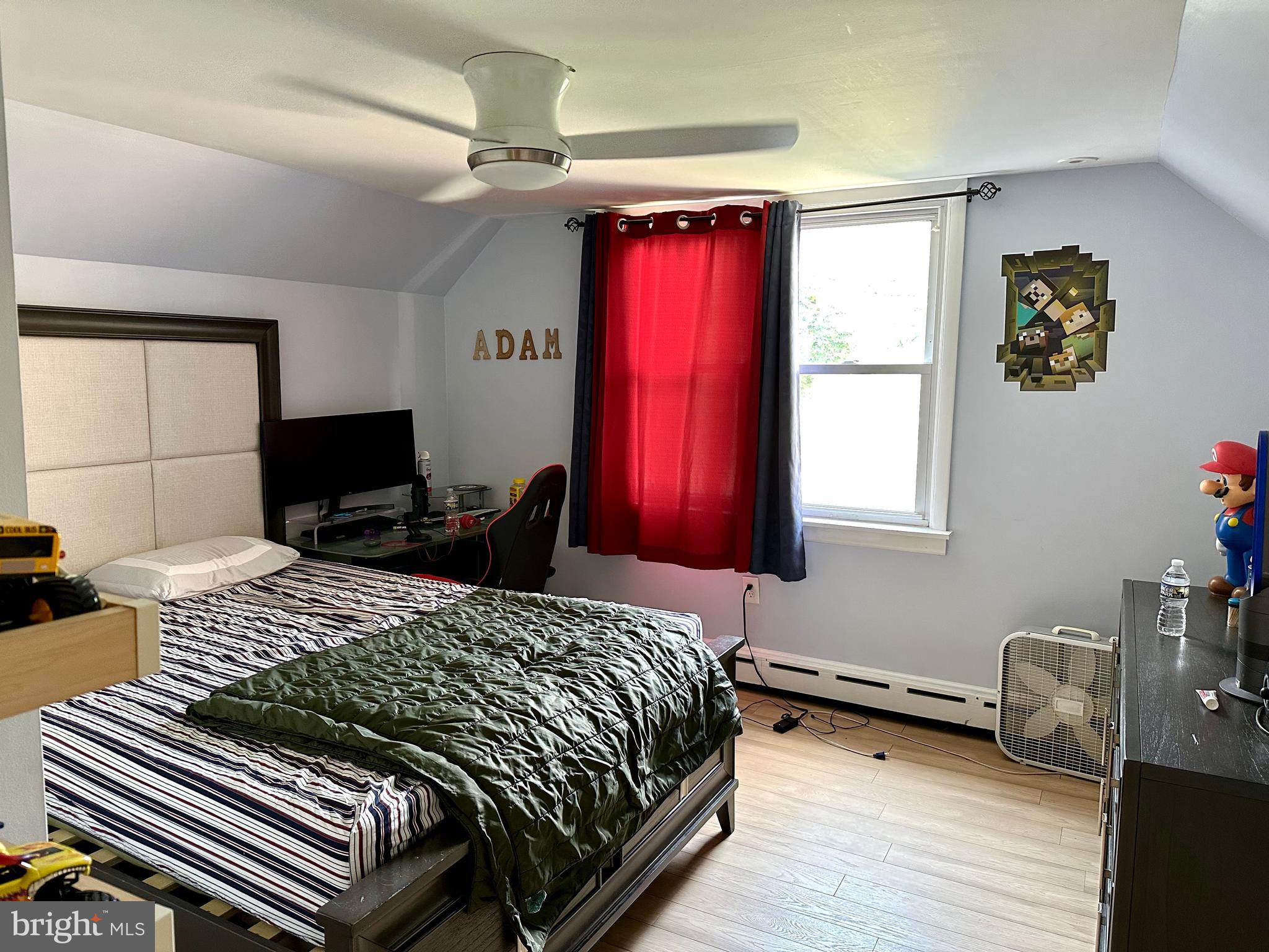 13420 Trevose Road Philadelphia, PA 19116 - Photo 21 of 38 Bedroom upstairs