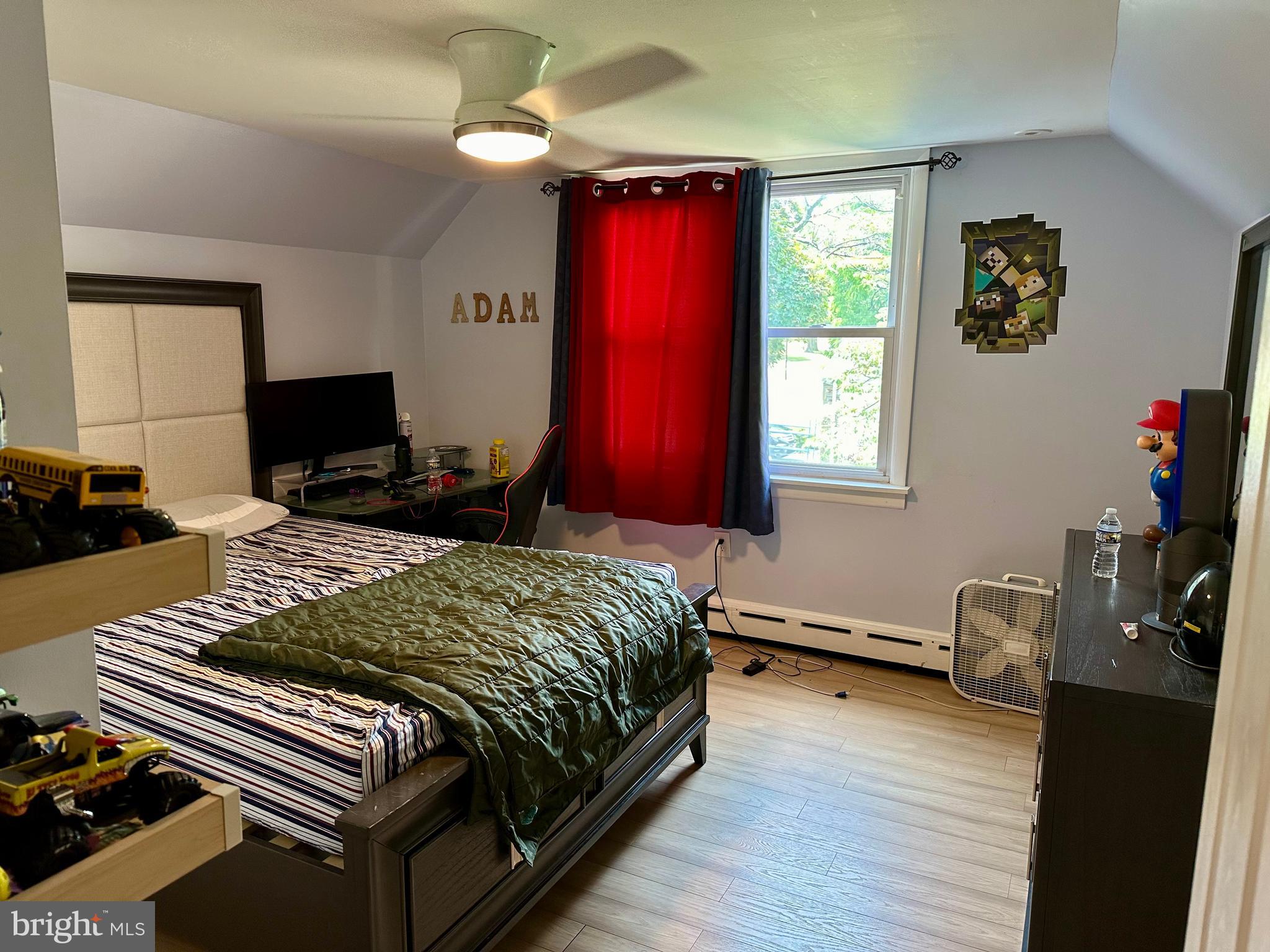 13420 Trevose Road Philadelphia, PA 19116 - Photo 22 of 38 Bedroom upstairs