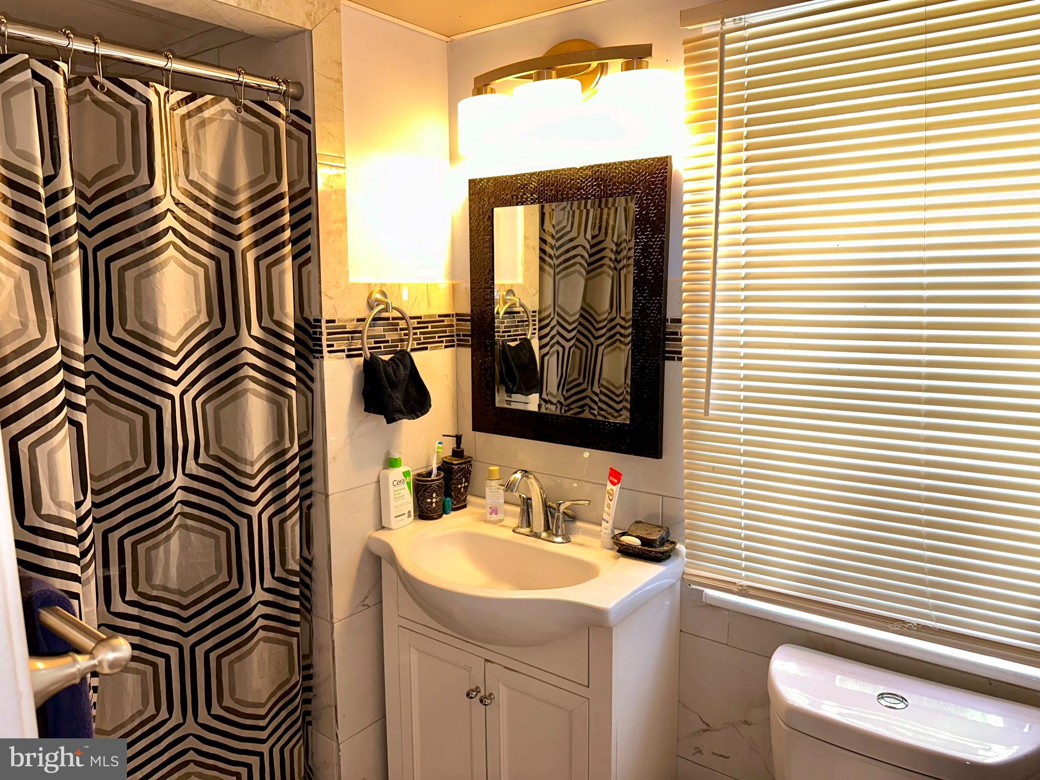 13420 Trevose Road Philadelphia, PA 19116 - Photo 31 of 38 Bathroom in basement
