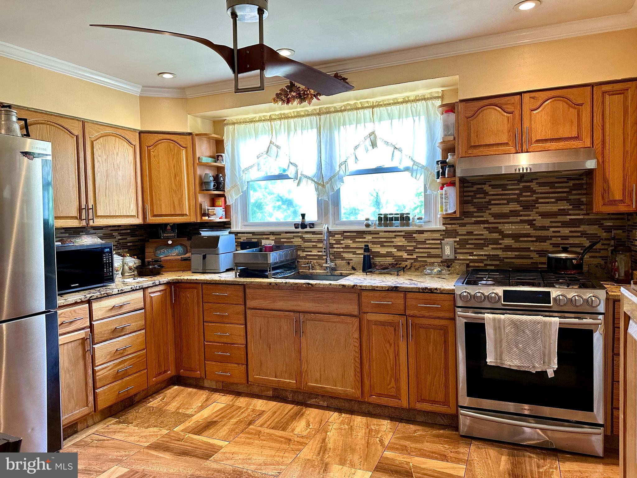 13420 Trevose Road Philadelphia, PA 19116 - Photo 9 of 38 Gallery Image 9