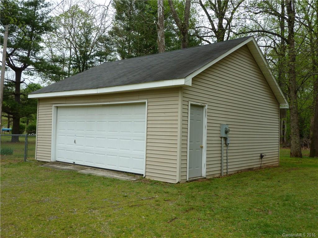 3 Wall Road Tryon, NC 28782 - Photo 5 of 18