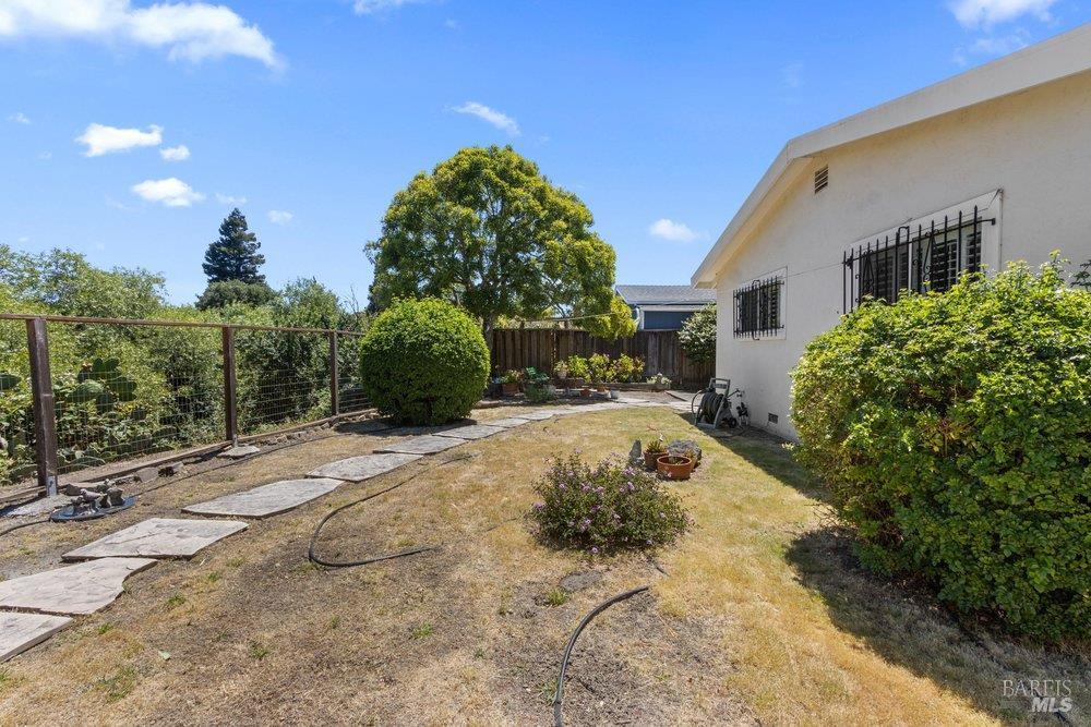 2560 Fraser Court Pinole, CA 94564 - Photo 30 of 31