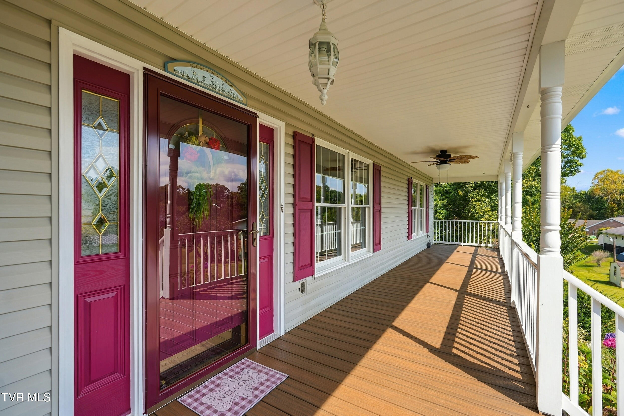 804 Nash Street Southwest Wise, VA 24293 - Photo 2 of 43 FRONT PORCH LIVING