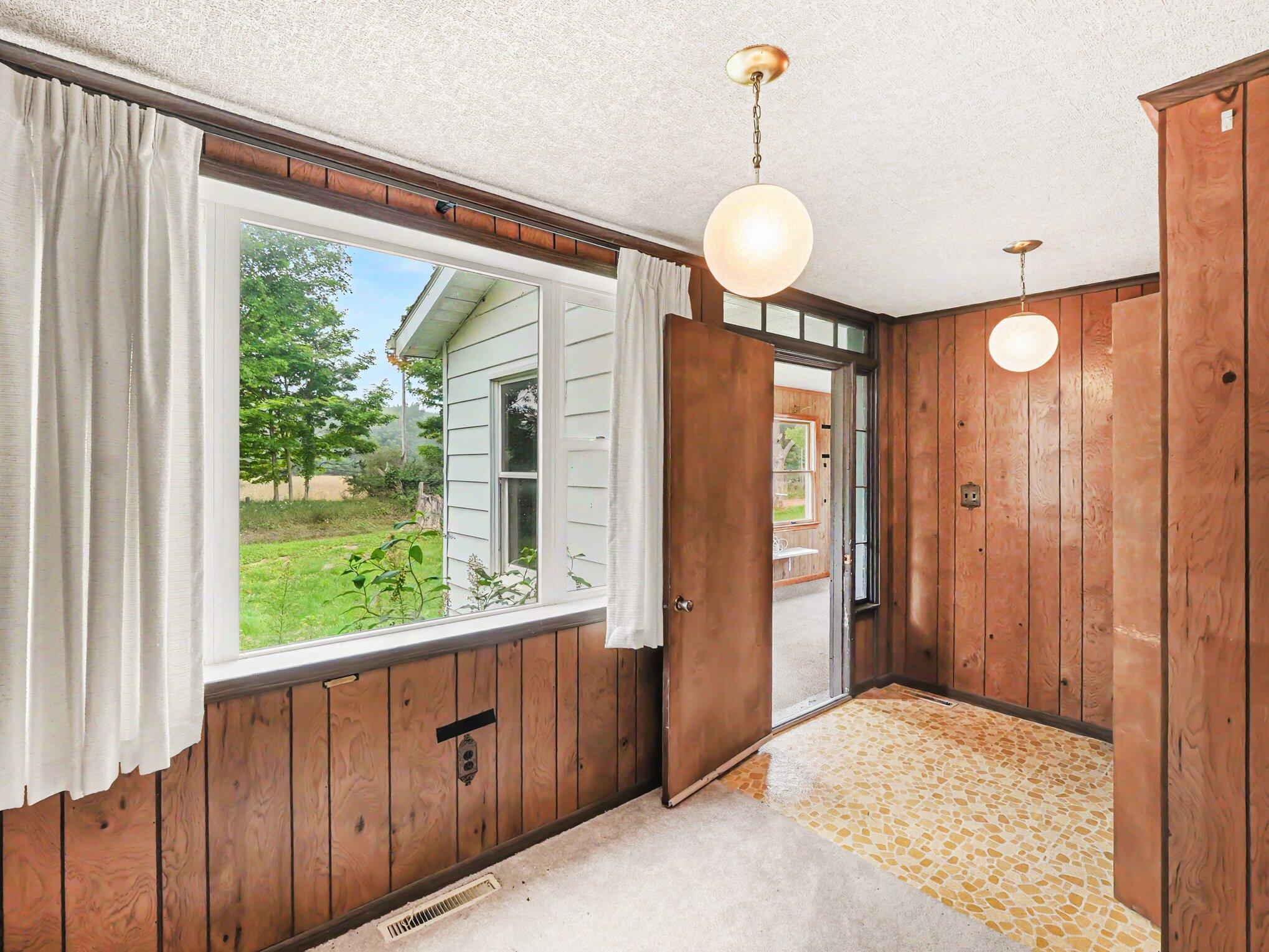 8857 Beeman Road Chelsea, MI 48118 - Photo 5 of 45 005_file_7814