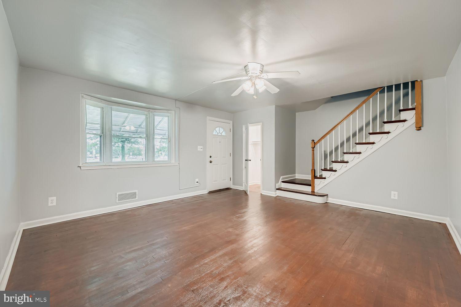 5466 Addington Road Baltimore, MD 21207 - Photo 5 of 31 Spacious, light-filled living area awaits you.