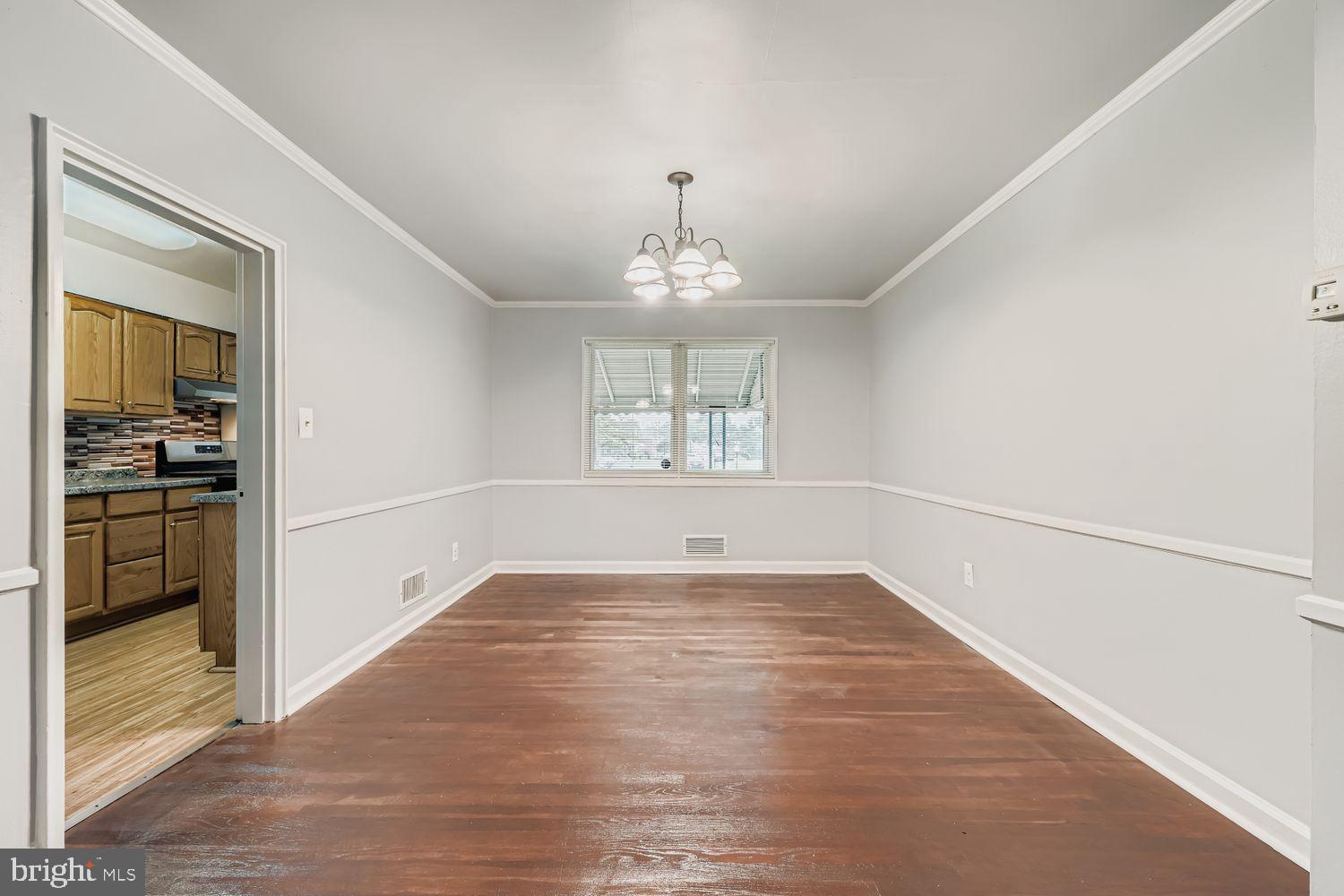 5466 Addington Road Baltimore, MD 21207 - Photo 9 of 31 Bright and airy dining space awaits your touch.